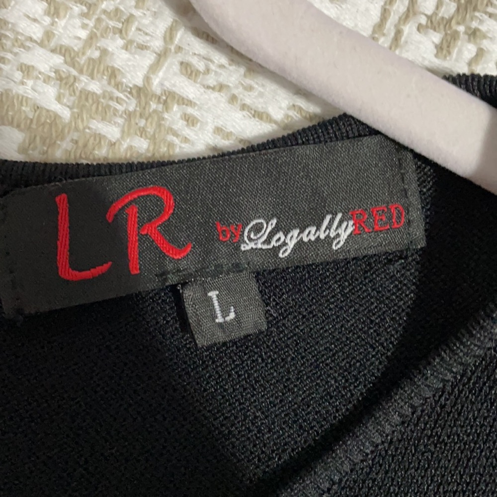 Legally red Knit maxi dress - Picture 3 of 5